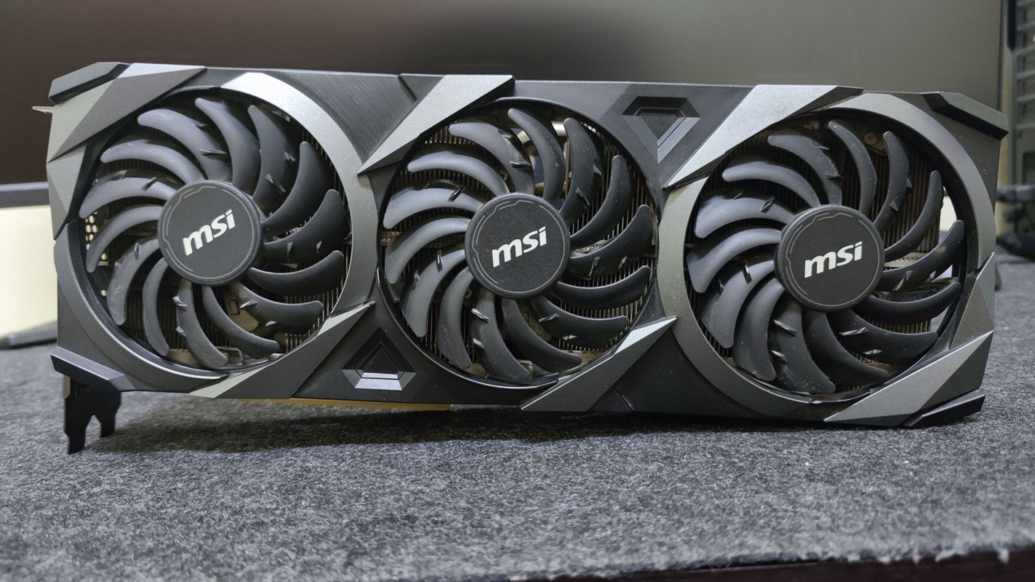 Thu Mua Card Màn Hình Cũ Giá Cao Tại TPHCM - No1 Dịch Vụ Uy Tín. 2 thu mua card màn hình tân phú